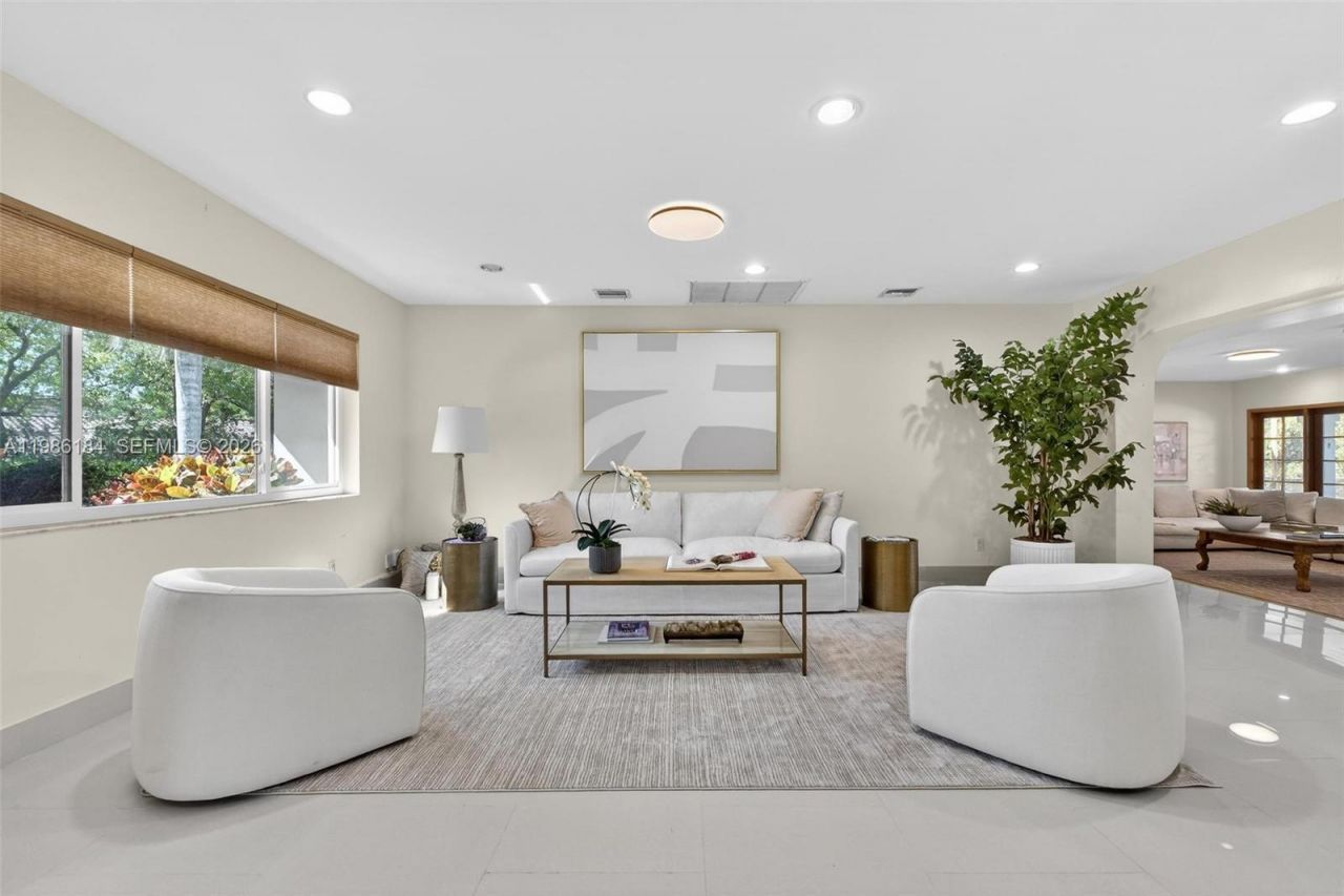 6125 SW 109th St, Pinecrest, FL 33156 Photo