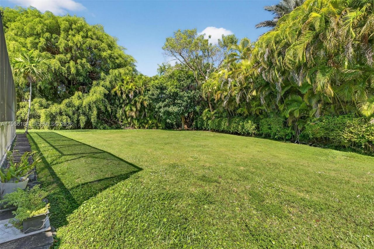 6125 SW 109th St, Pinecrest, FL 33156 Photo