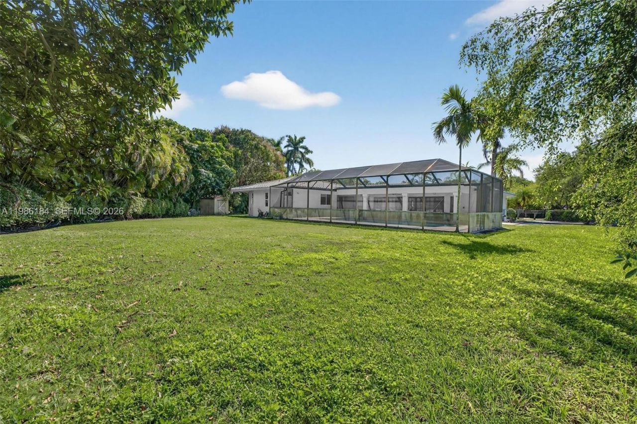 6125 SW 109th St, Pinecrest, FL 33156 Photo