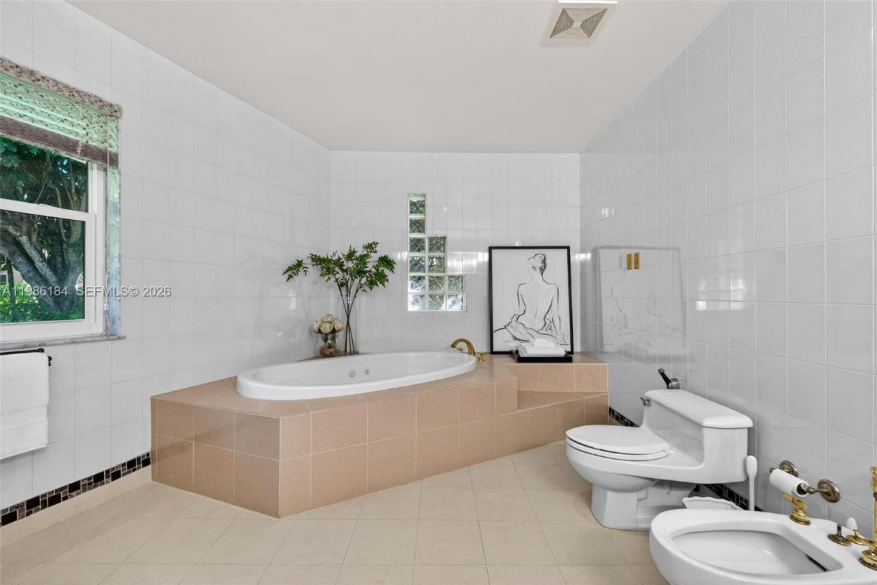 6125 SW 109th St, Pinecrest, FL 33156 Photo