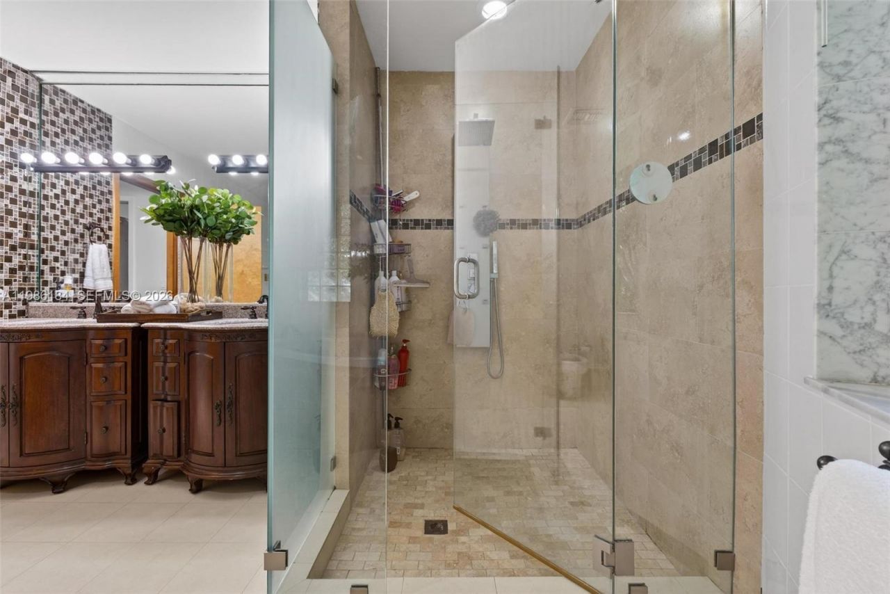 6125 SW 109th St, Pinecrest, FL 33156 Photo