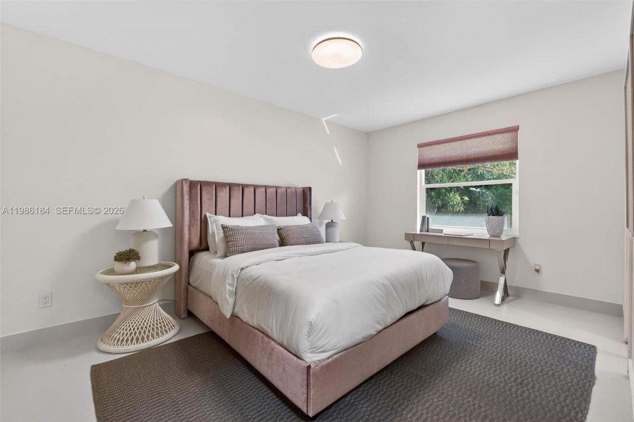 6125 SW 109th St, Pinecrest, FL 33156 Photo