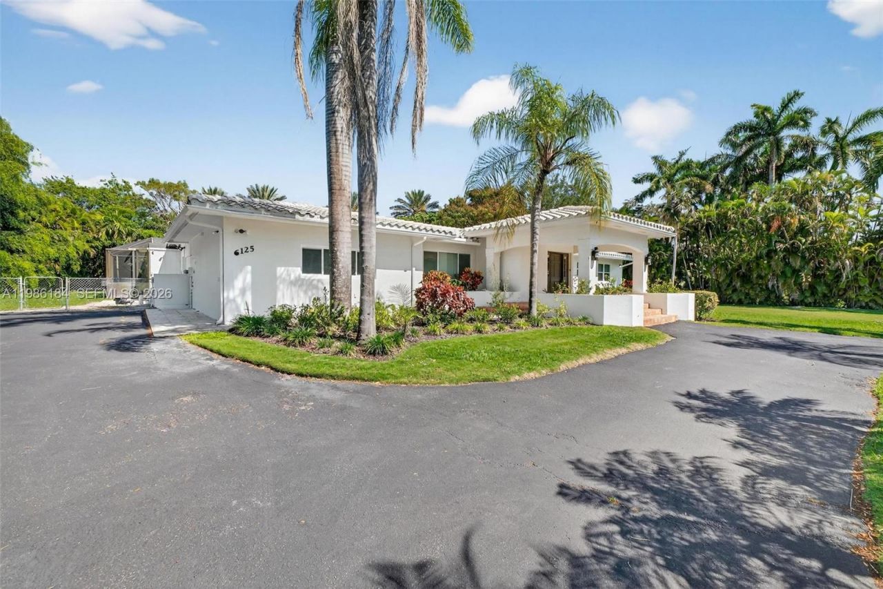 6125 SW 109th St, Pinecrest, FL 33156 Photo