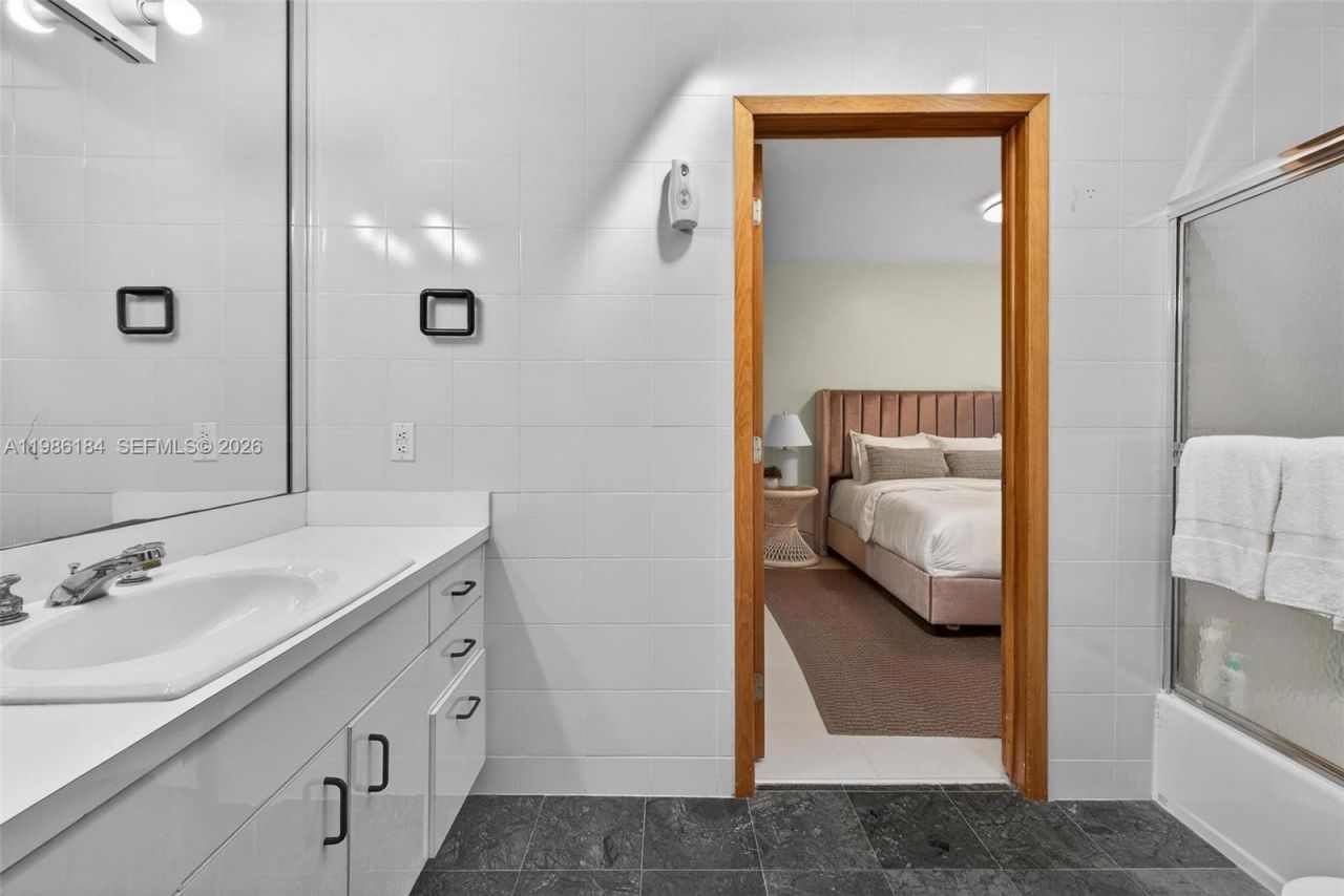 6125 SW 109th St, Pinecrest, FL 33156 Photo