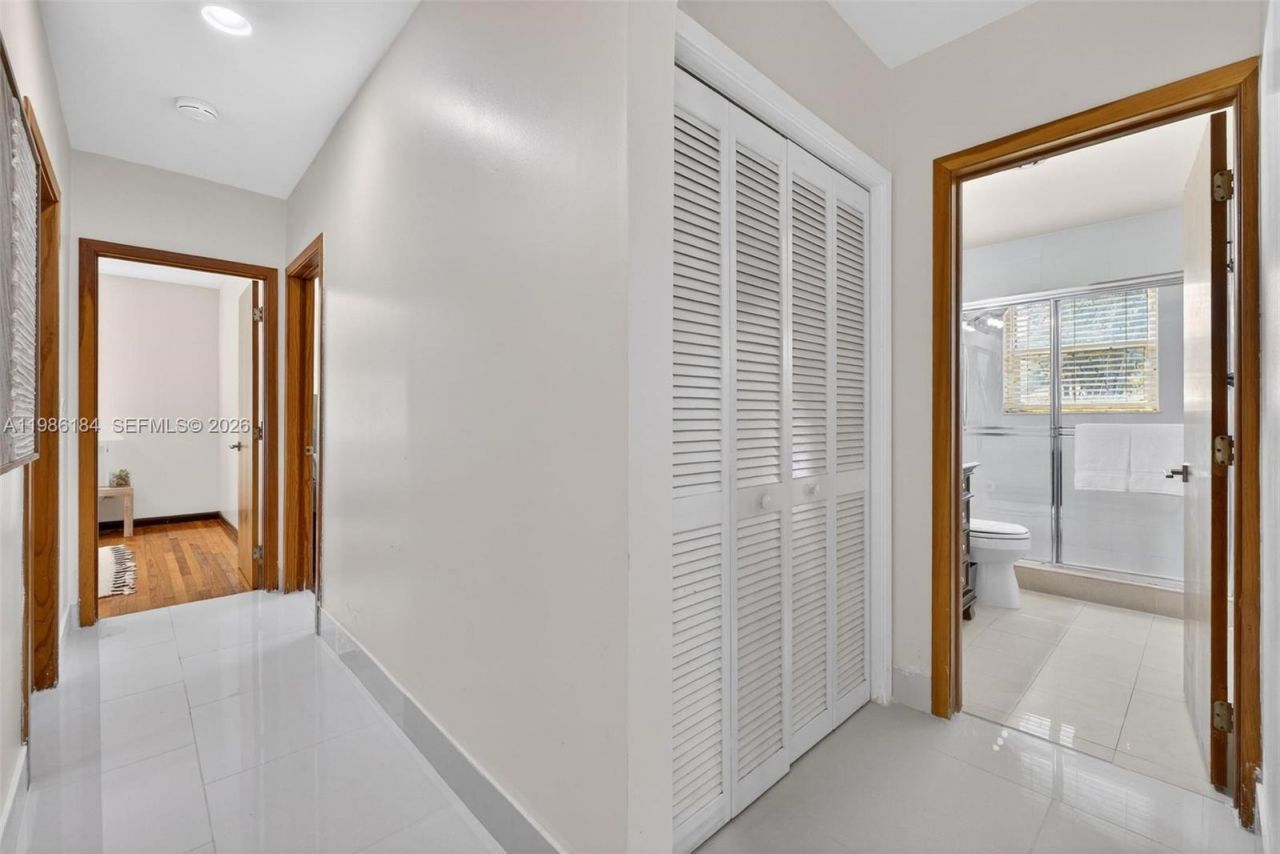 6125 SW 109th St, Pinecrest, FL 33156 Photo