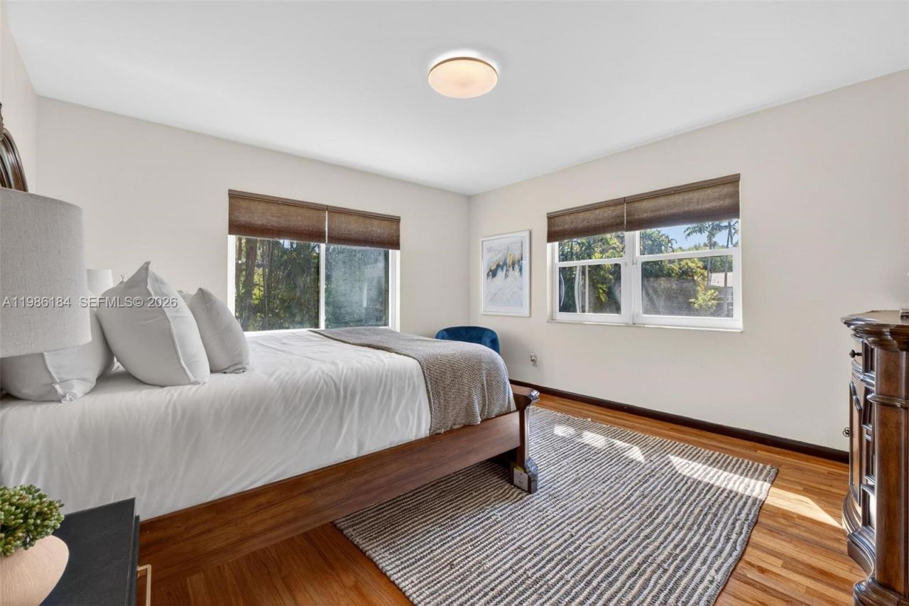 6125 SW 109th St, Pinecrest, FL 33156 Photo