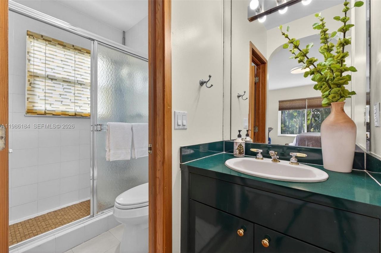 6125 SW 109th St, Pinecrest, FL 33156 Photo