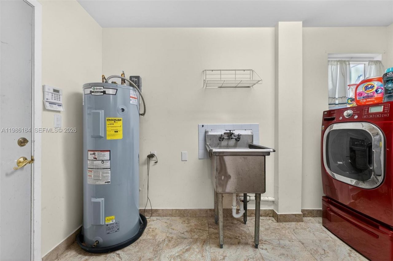 6125 SW 109th St, Pinecrest, FL 33156 Photo