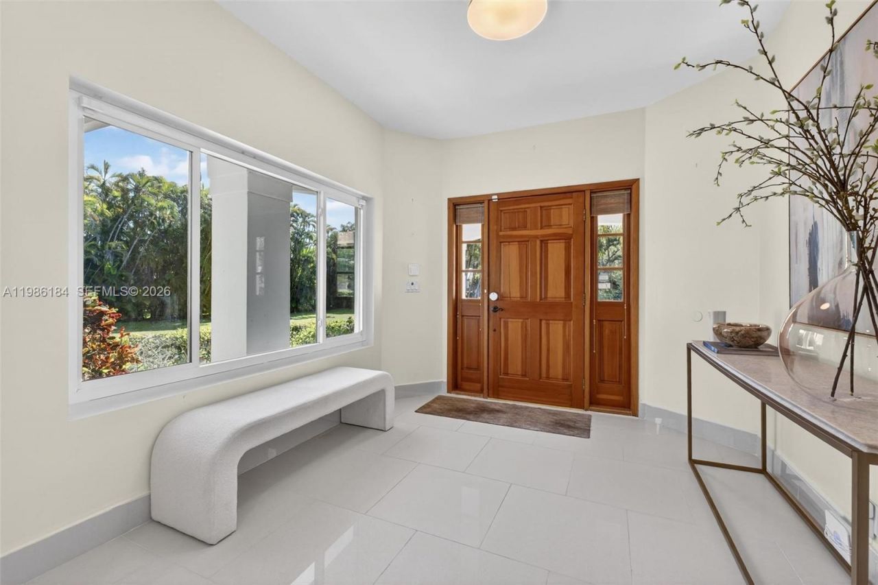 6125 SW 109th St, Pinecrest, FL 33156 Photo