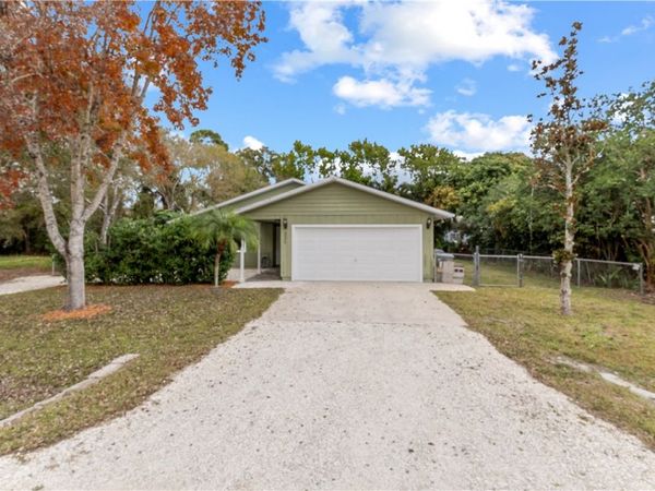 6226 5th Street Street, Vero Beach, FL 32968