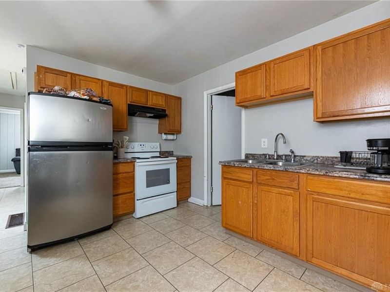 46-48 W Main Street, Enon Vlg, OH 45323 Photo 11