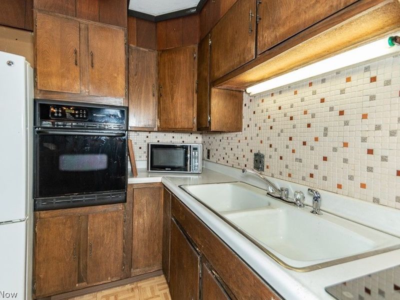 14161 Radcliffe Road, Chardon, OH 44024 Photo 31