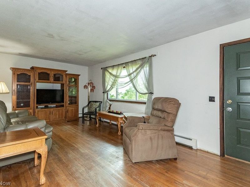 14161 Radcliffe Road, Chardon, OH 44024 Photo 6