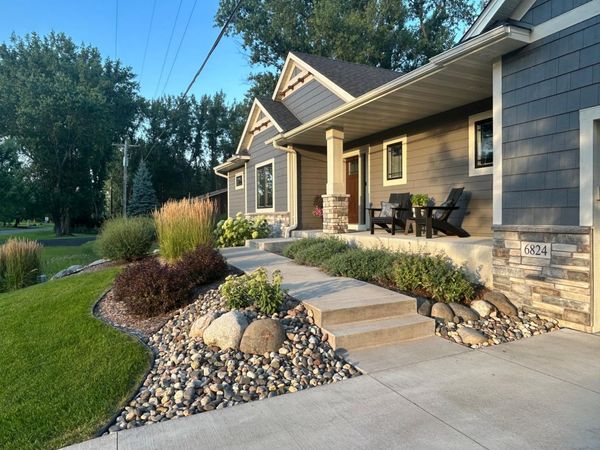 6824 W Shadow Lake Drive, Lino Lakes, MN 55014