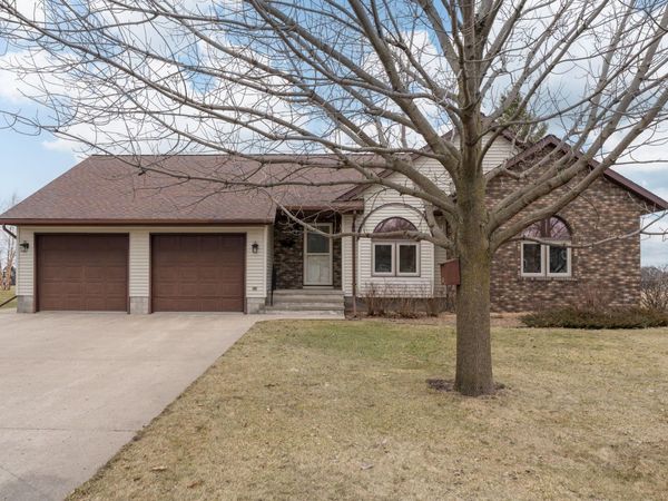 554 Karmil Place, Gaylord, MN 55334