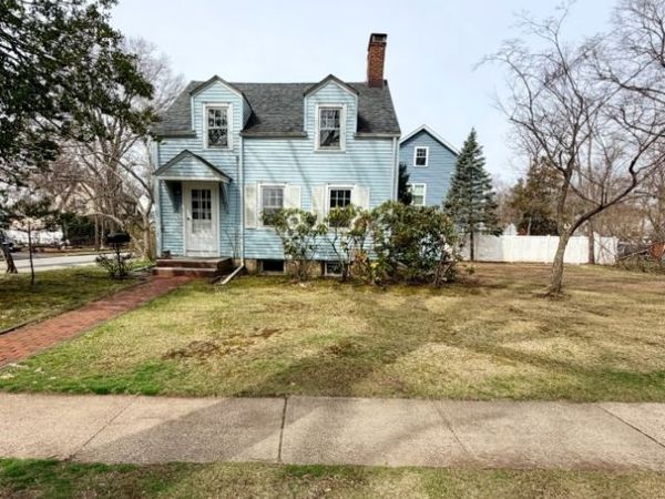 30 Stiles Ave, Morris Plains, NJ 07950