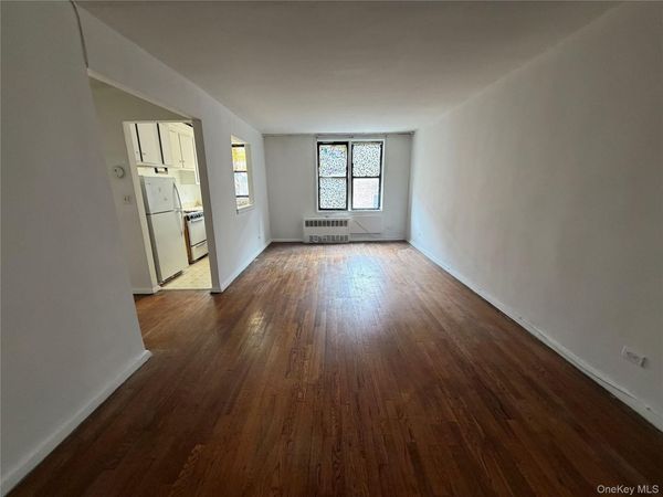 141-05 Northern Boulevard , Unit 1E, Flushing, NY 11354