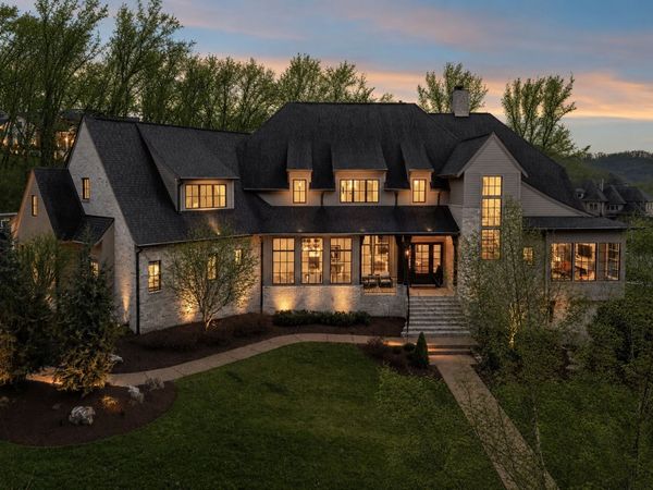 6453 Penrose Dr, Brentwood, TN 37027