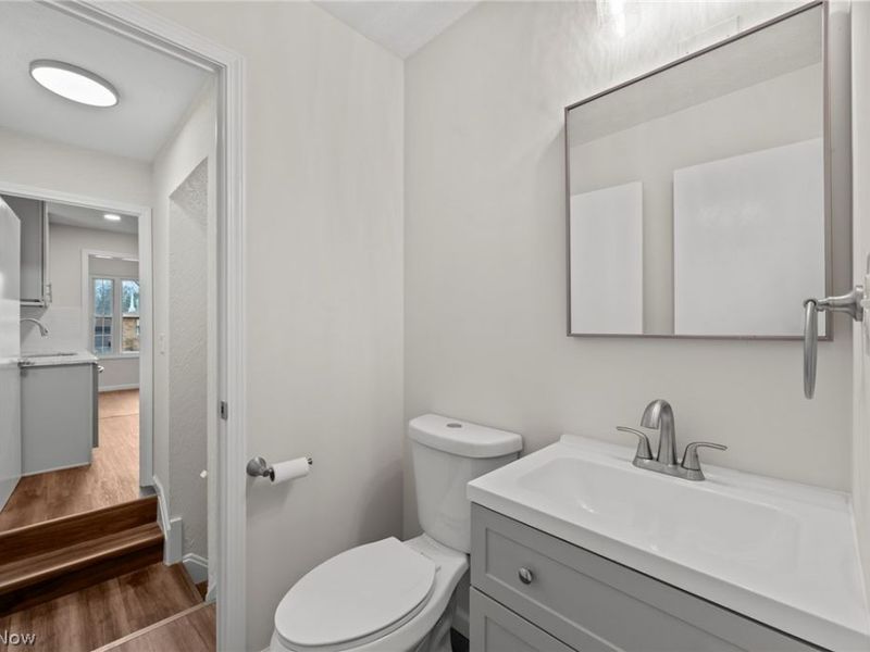 1201 Galaxy Drive, Cleveland, OH 44109 Photo 13