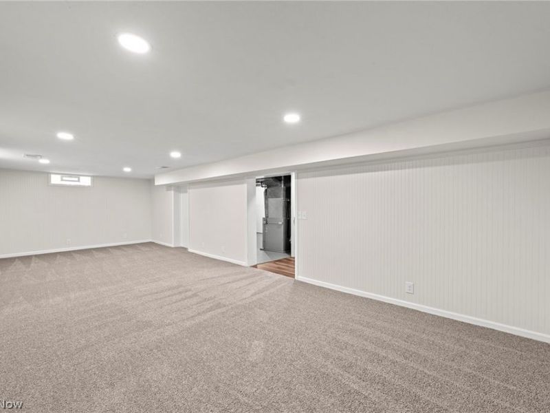 1201 Galaxy Drive, Cleveland, OH 44109 Photo 17