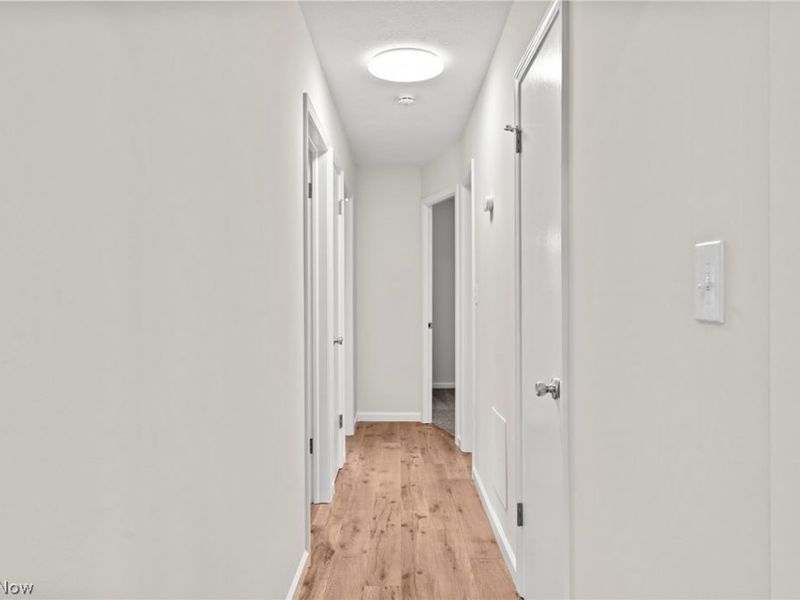 1201 Galaxy Drive, Cleveland, OH 44109 Photo 8