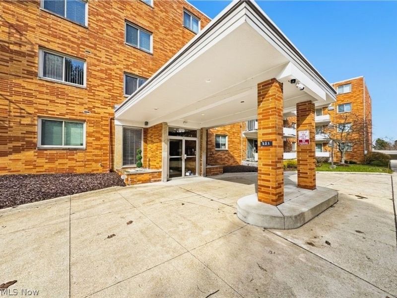 521 Tollis, Unit 396, Broadview Heights, OH 44147 Photo 1