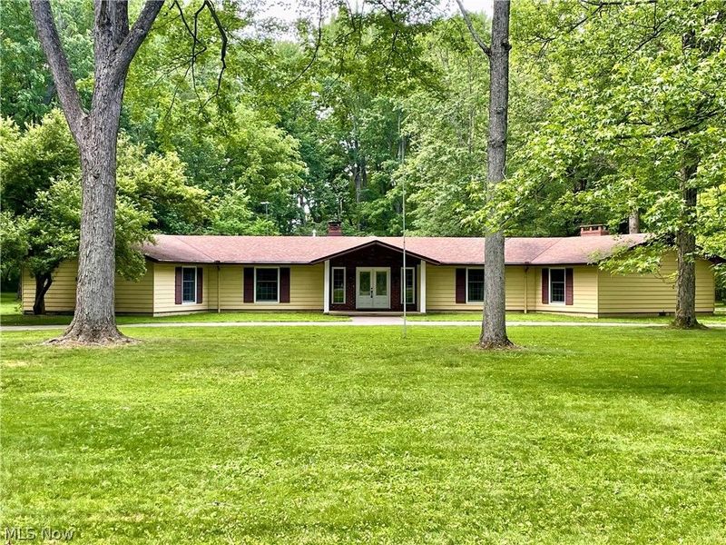 9251 Boyer Lane, Kirtland Hills, OH 44060 Photo 1