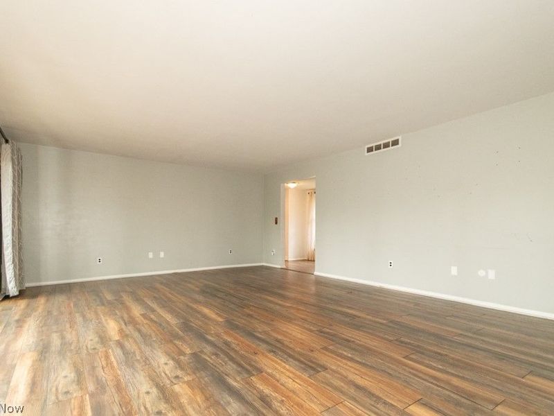 9251 Boyer Lane, Kirtland Hills, OH 44060 Photo 6