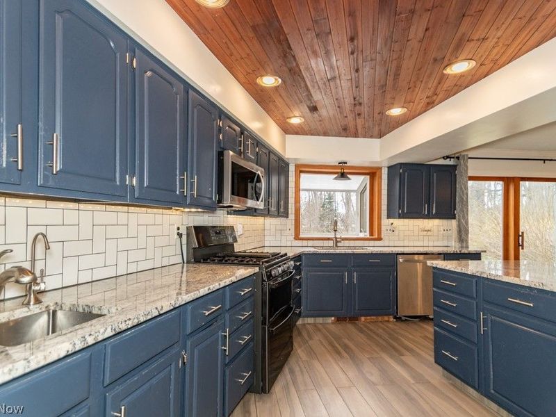 9251 Boyer Lane , Kirtland Hills, OH 44060 Photo 7