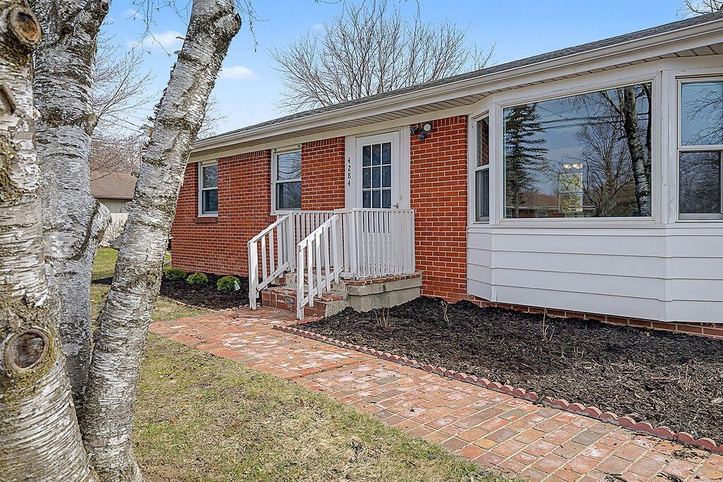 4284 Plymouth Avenue Se, Grand Rapids, MI 49508 Main Photo