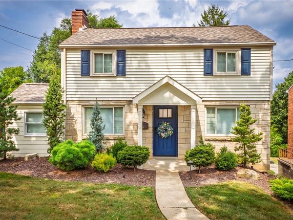 104 Seneca Dr , Pittsburgh, PA 15228