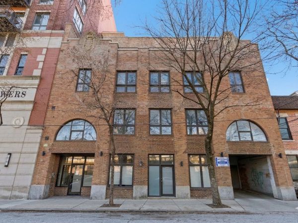 1448 N Orleans Street, Unit 2E, Chicago, IL 60610