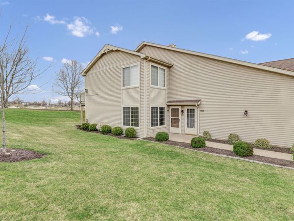 7636 Creek Bend , Unit 7636, Rockford, IL 61114