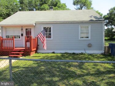 721 W 14TH STREET, FRONT ROYAL, VA 22630