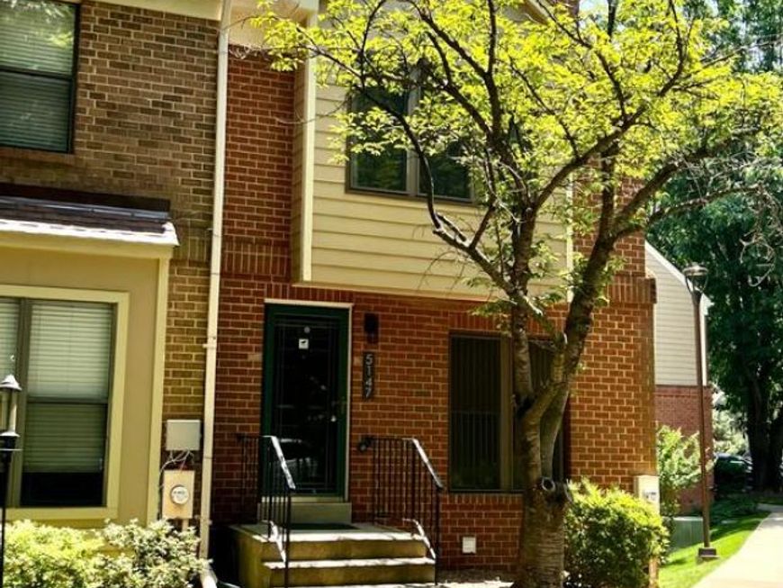 5147 King Charles Way, Bethesda, MD 20814 Main Photo