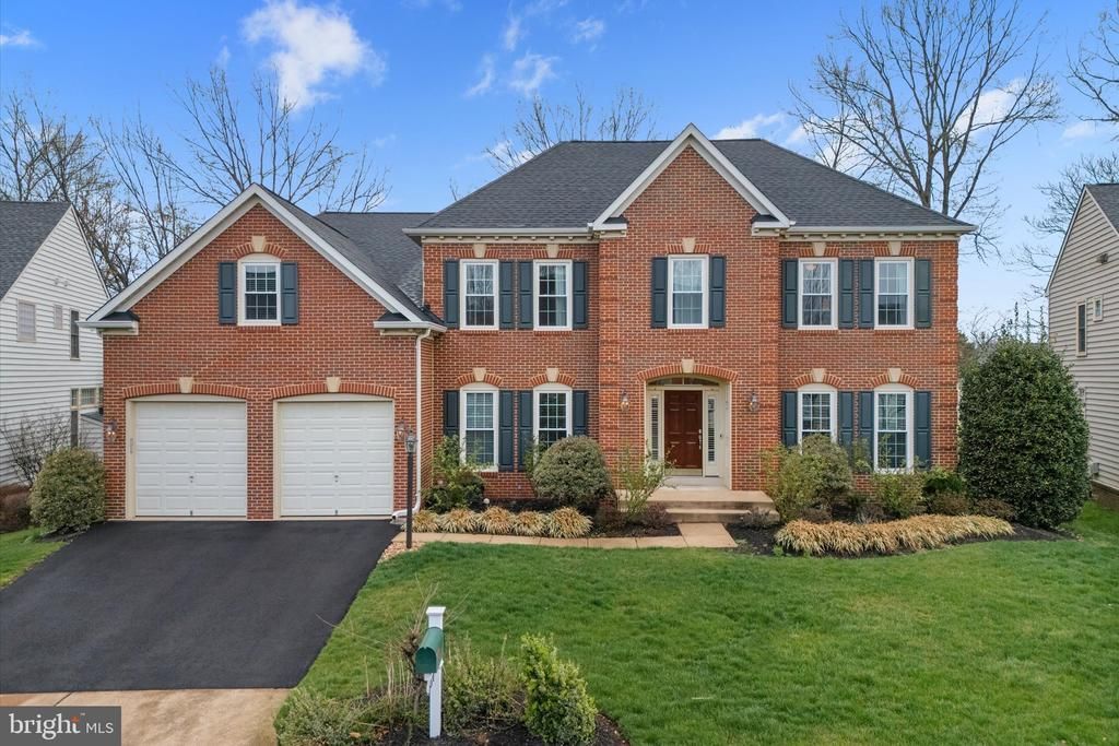 6070 Erinblair Loop, Haymarket, VA 20169 Main Photo