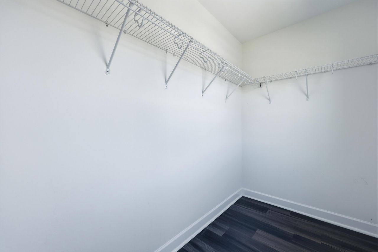 258 Longford Drive Photo 18