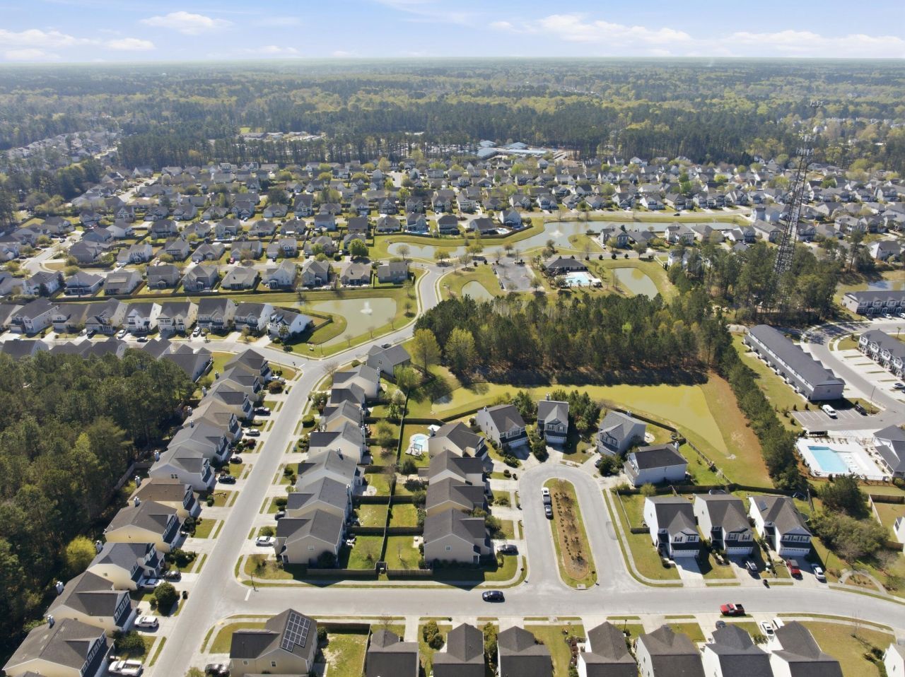 258 Longford Drive Photo 43