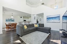 258 Longford Drive photo 4