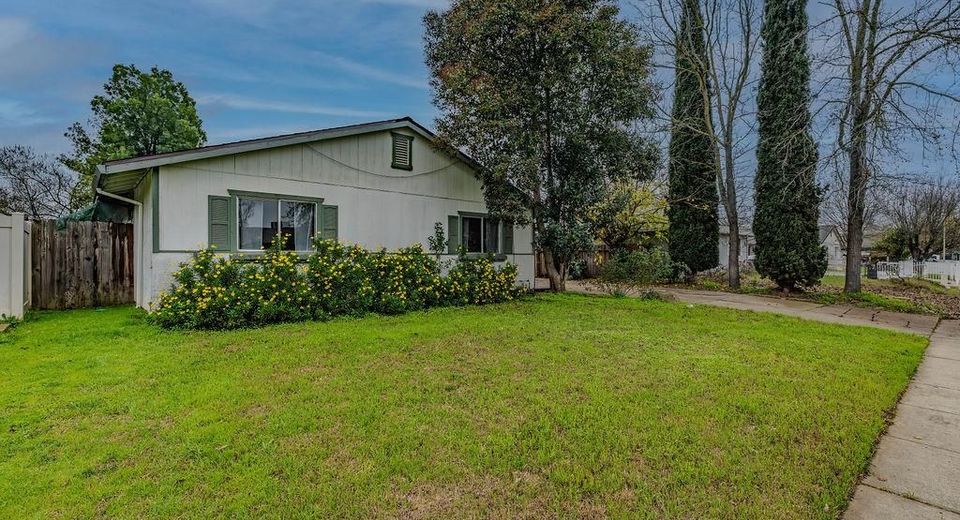 104 Wildflower Dr, Galt, CA 95632 Photo