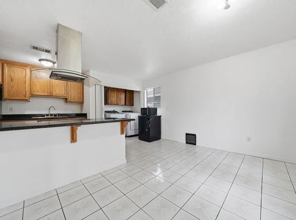 104 Wildflower Dr, Galt, CA 95632 Photo