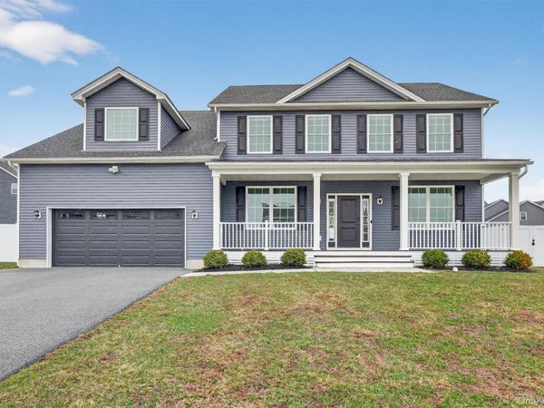 12 Kensington Lane , Poughkeepsie, NY 12603