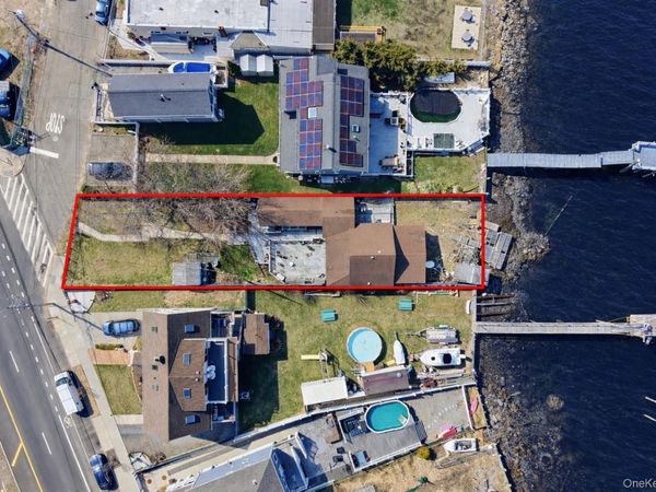 631 Cross Bay Boulevard, Broad Channel, NY 11693