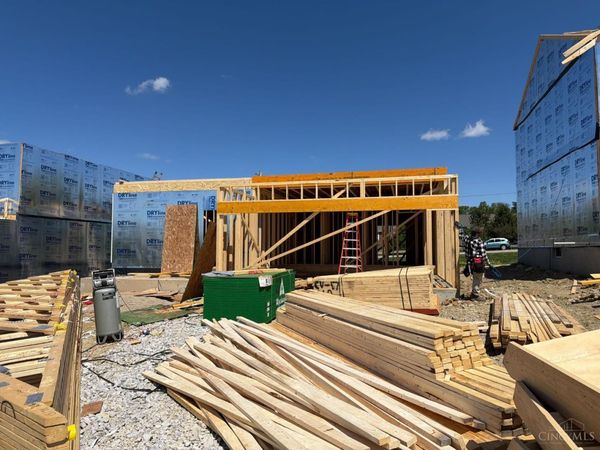 52 Chestnut Street, Springboro, OH 45066