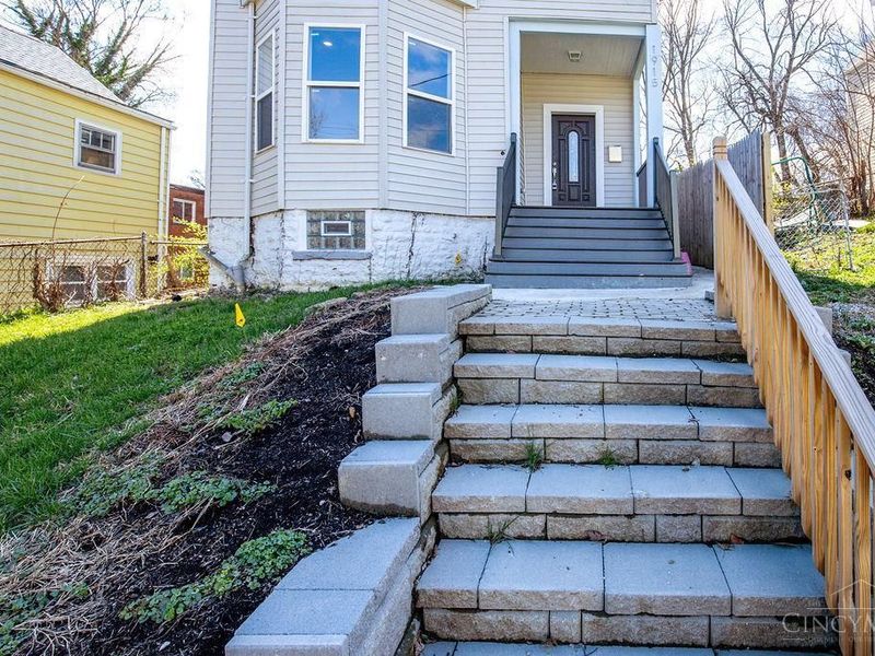 1915 Maple Avenue, Norwood, OH 45212 Photo 3