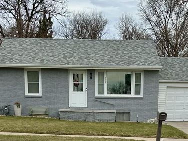 6929 Adams Street , Lincoln, NE 68507