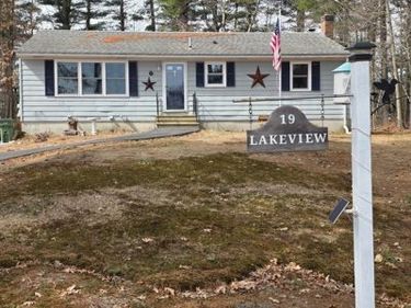 19 Lakeview Rd, North Brookfield, MA 01535