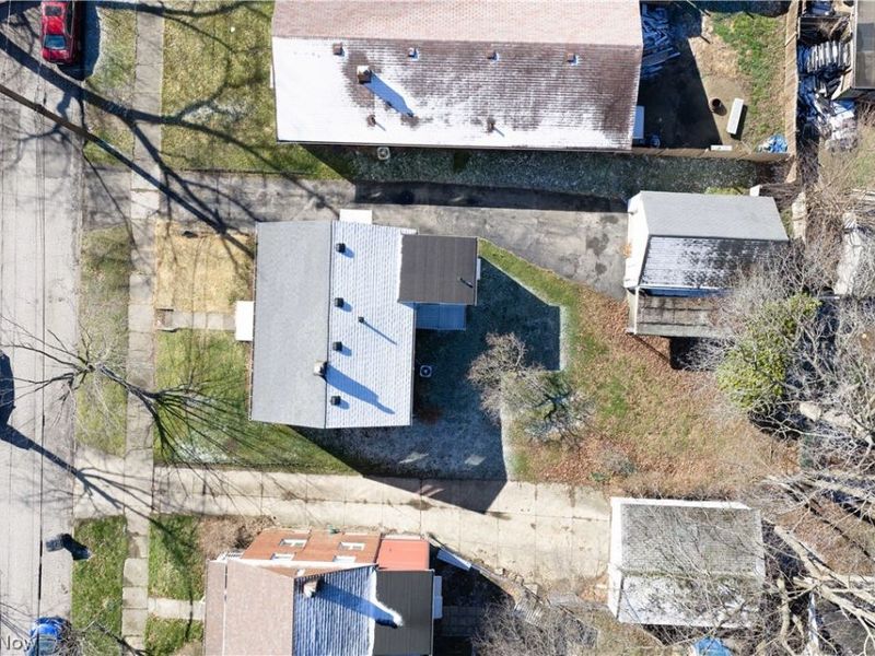 586 Lindell Street, Akron, OH 44305 Photo 11