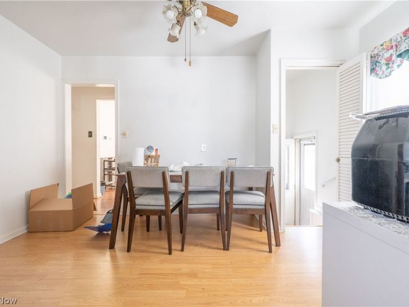 586 Lindell Street, Akron, OH 44305 Photo 17