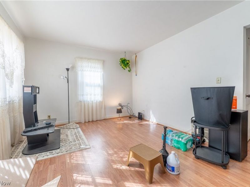 586 Lindell Street, Akron, OH 44305 Photo 19